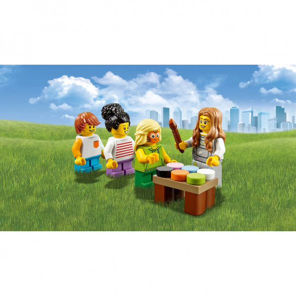 Конструктор LEGO City Town 60234 Комплект минифигурок Весёлая ярмарка в Новокузнецке